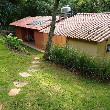 Govinda Moeda Pousada Exterior photo