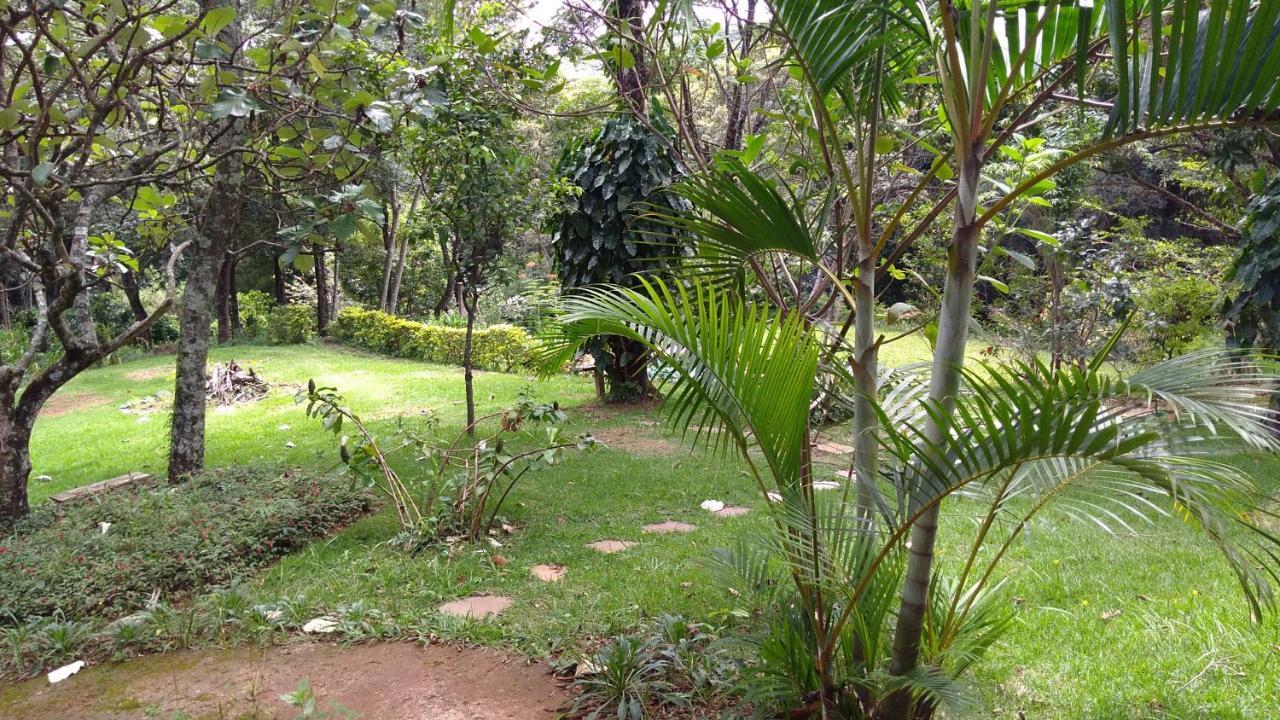 Govinda Moeda Pousada Exterior photo