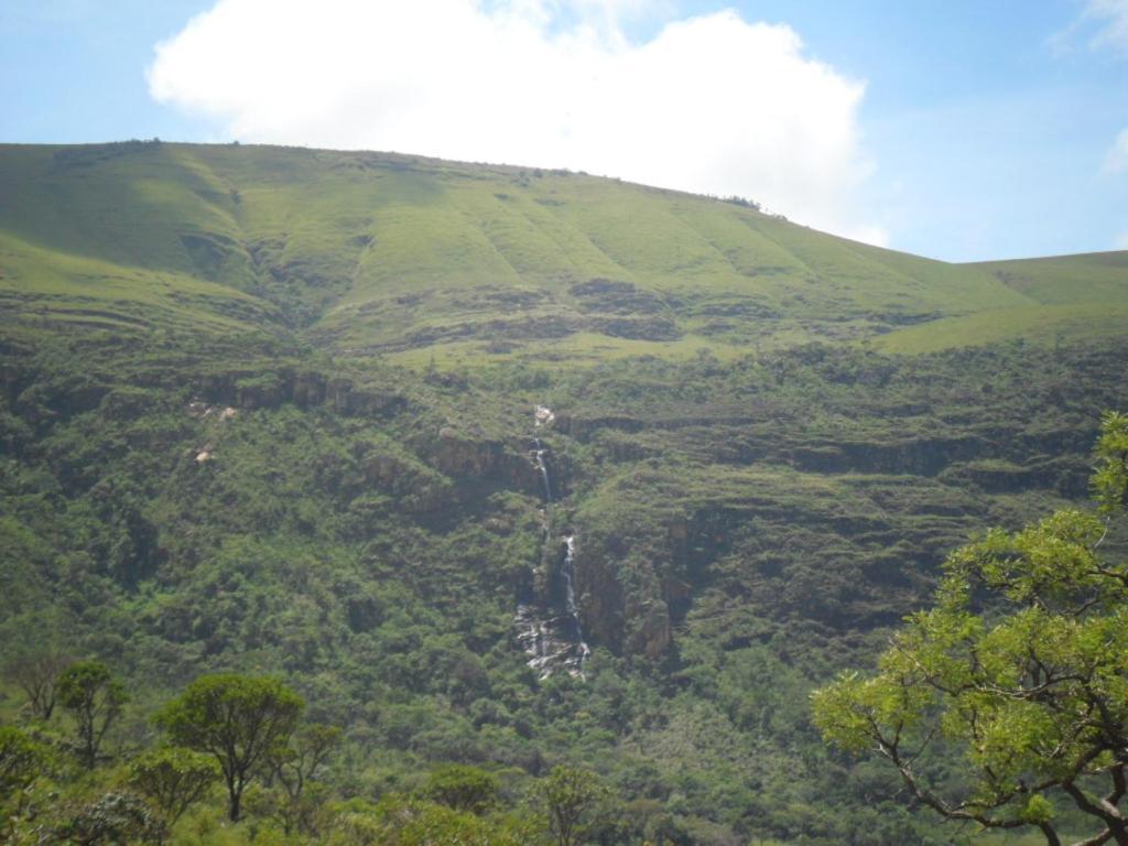 Govinda Moeda Pousada Exterior photo